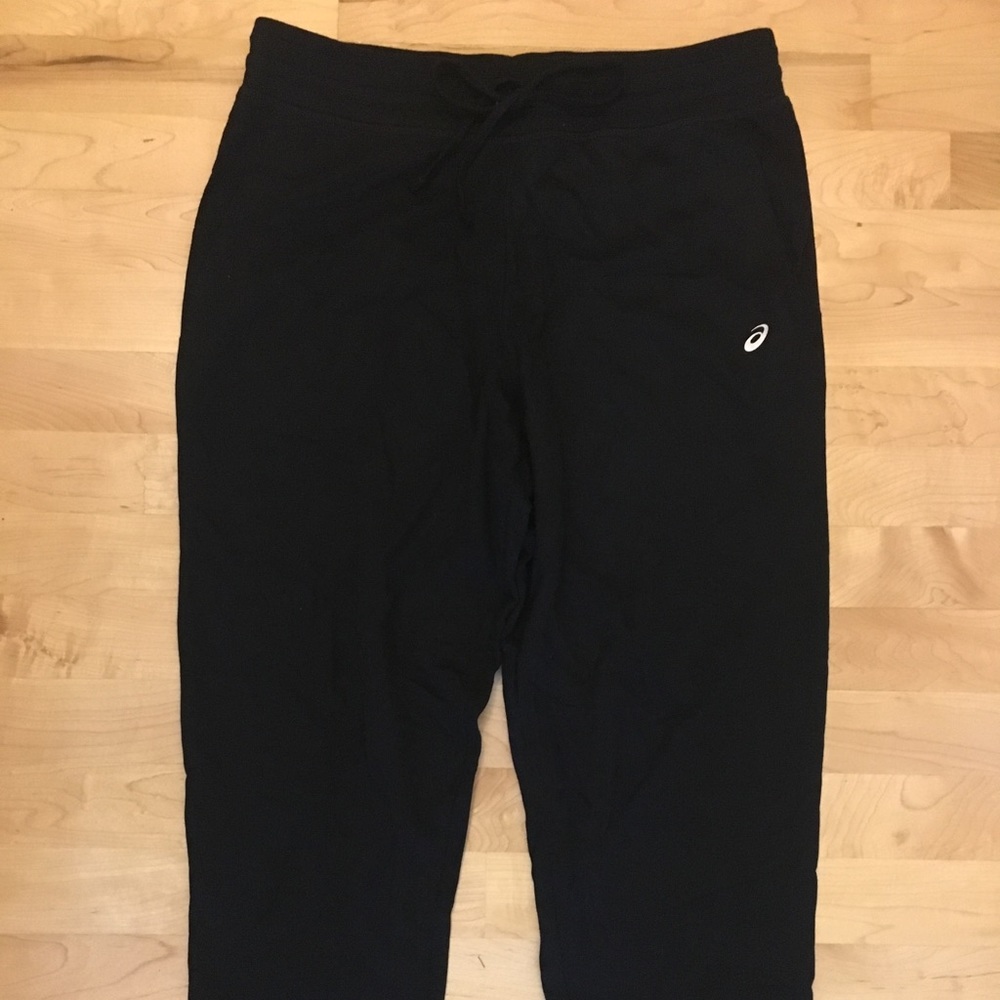 Black ASICS yoga pants